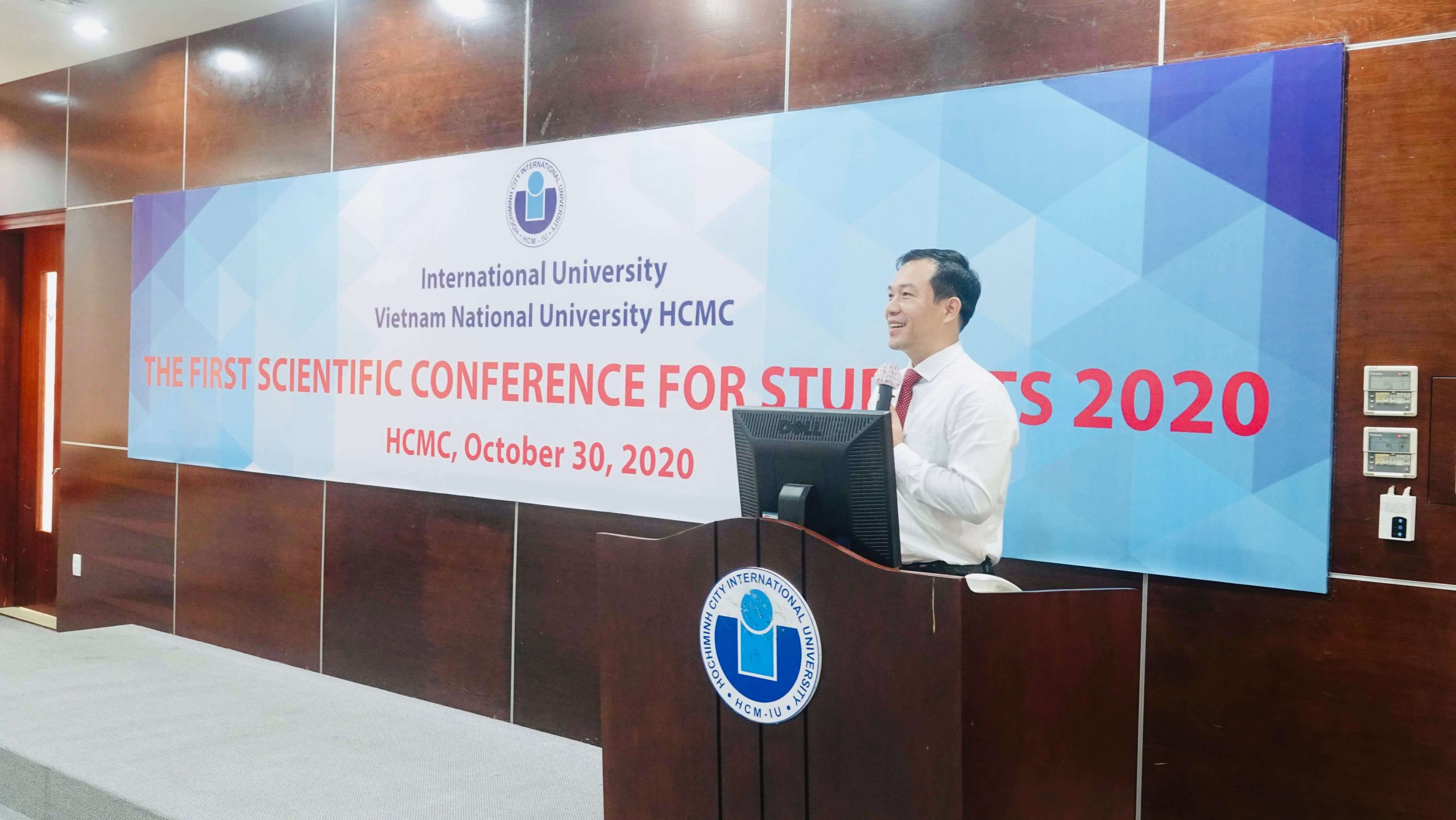 TRƯỜNG Trang Chủ HM88 Hanoi QUỐC TẾ TỔ CHỨC THÀNH CÔNG HỘI NGHỊ Hm8803 hệ thống trò chơi NGHIÊN CỨU KHOA HỌC 2020