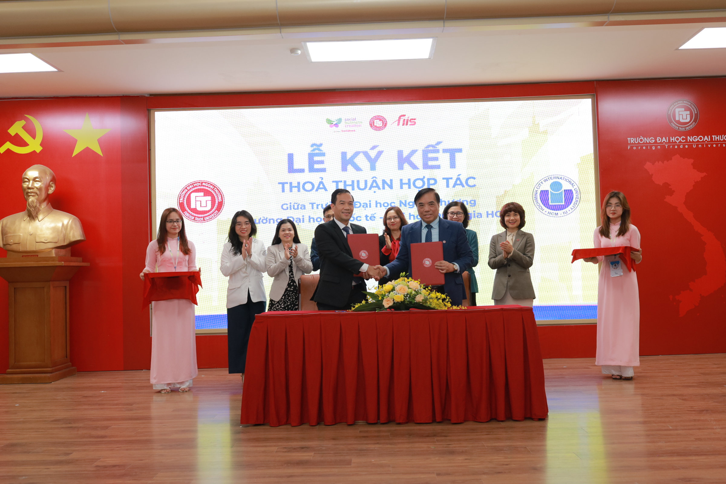 TRƯỜNG Trang Chủ HM88 Hanoi QUỐC TẾ HỢP TÁC VỚI  SOCIAL BUSINESS CREATION VIETNAM HUB