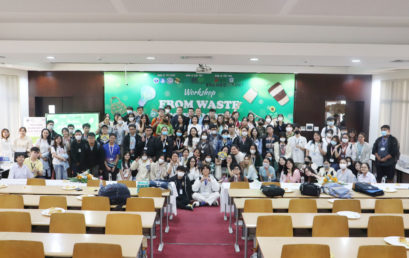 INTERNATIONAL UNIVERSITY ORGANISES A SERIES OF ENVIRONMENTAL EDUCATION ACTIVITIES DURING THE WELCOME FRESHMEN WEEK “FROM WASTE TO WONDER”: COLLECTING RECYCLED MATERIALS