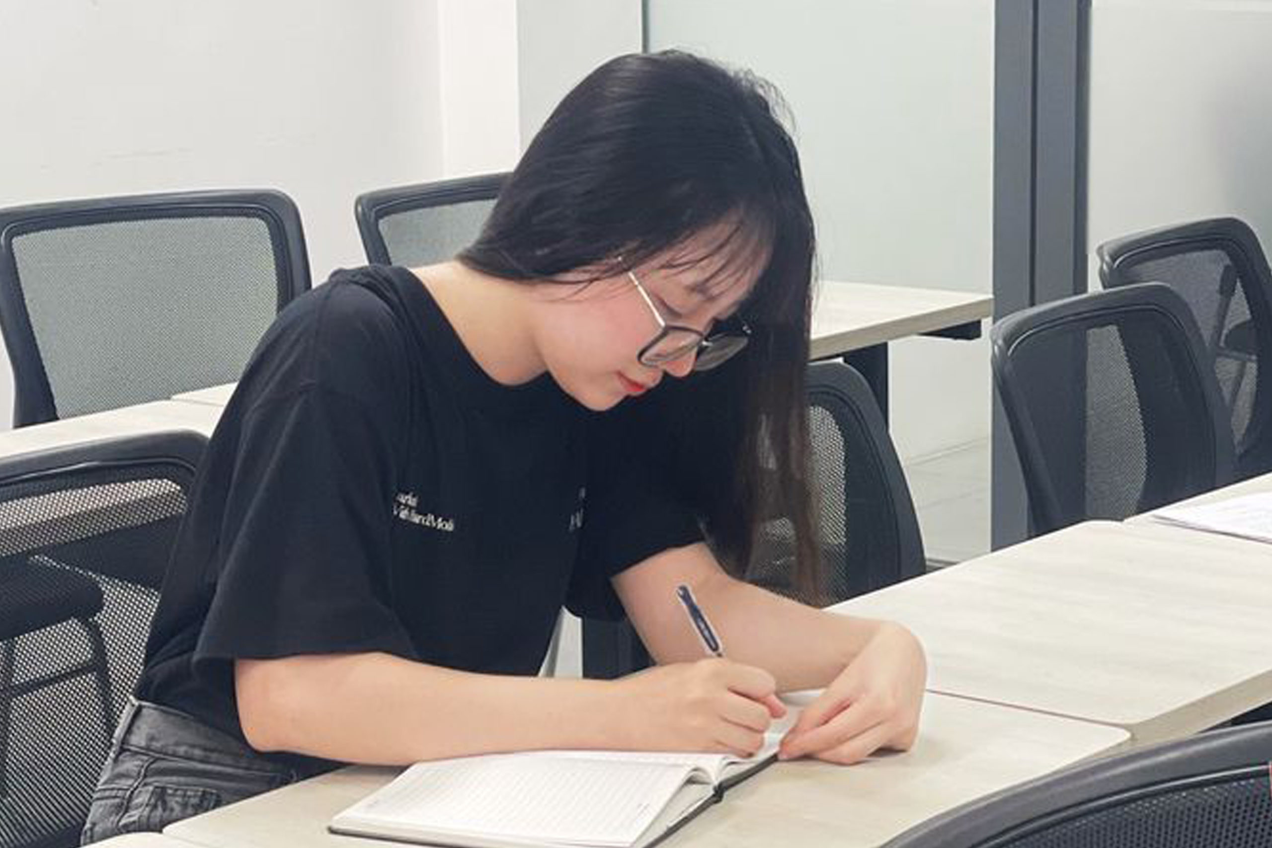 NỮ SINH TRƯỜNG Trang Chủ HM88 Hanoi QUỐC TẾ GIÀNH GIẢI GLOBAL WINNER VỚI DỰ ÁN NGHIÊN CỨU XUẤT SẮC