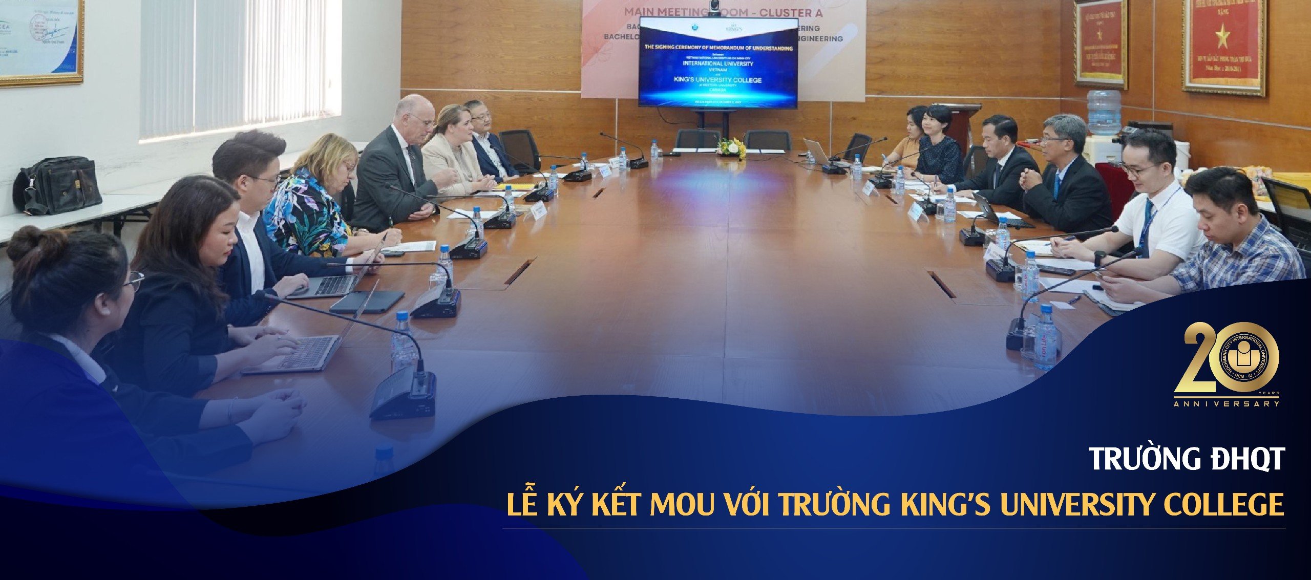 TRƯỜNG ĐH QUỐC TẾ CHÍNH THỨC HỢP TÁC CÙNG  TRƯỜNG Trang Chủ HM88 Hanoi KING – CANADA