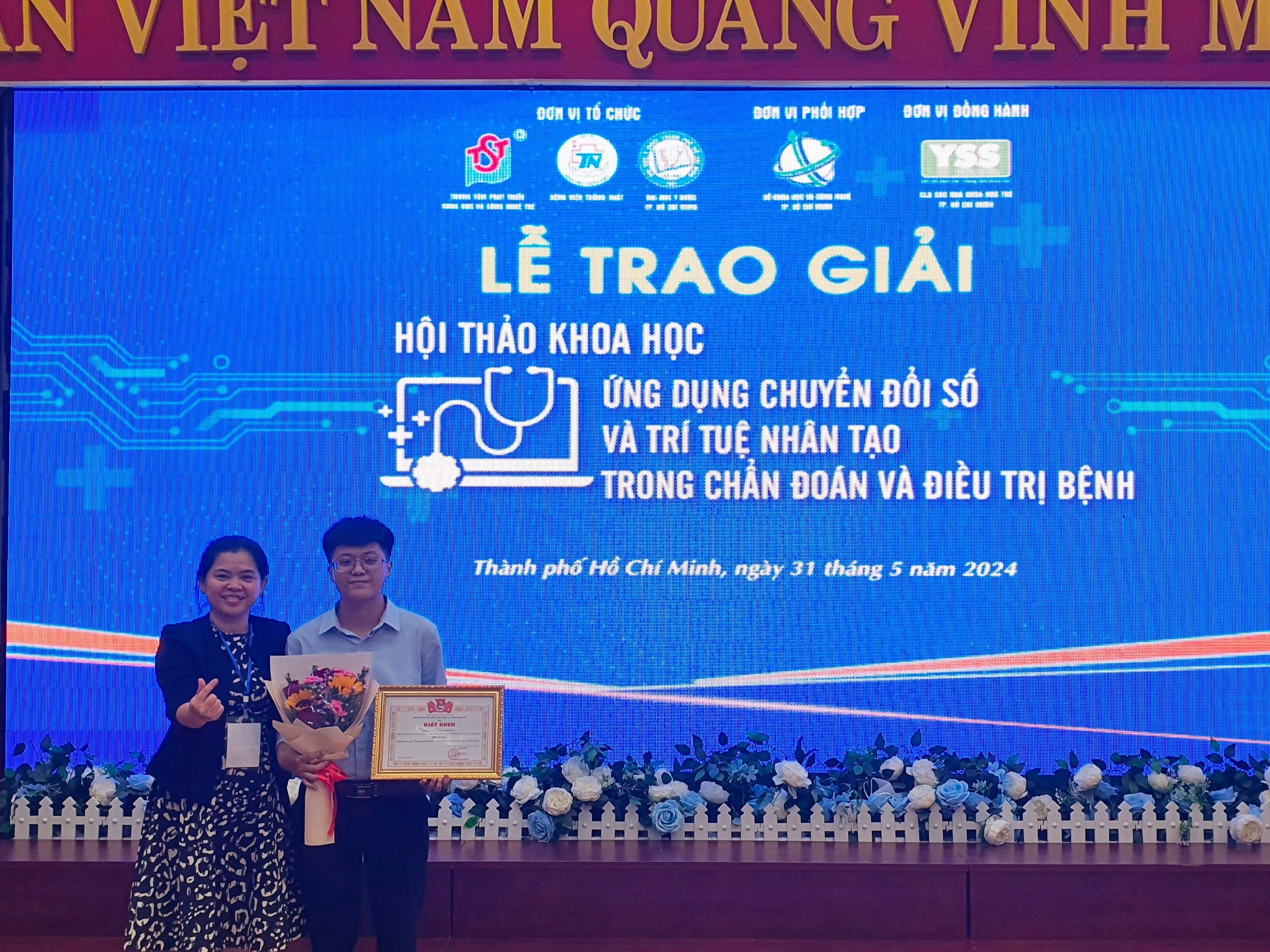 Hm8803 hệ thống trò chơi TRƯỜNG ĐH QUỐC TẾ ĐẠT GIẢI NHẤT HỘI THẢO KHOA HỌC “ỨNG DỤNG CHUYỂN ĐỔI SỐ VÀ TRÍ TUỆ NHÂN TẠO TRONG CHẨN ĐOÁN VÀ ĐIỀU TRỊ BỆNH”