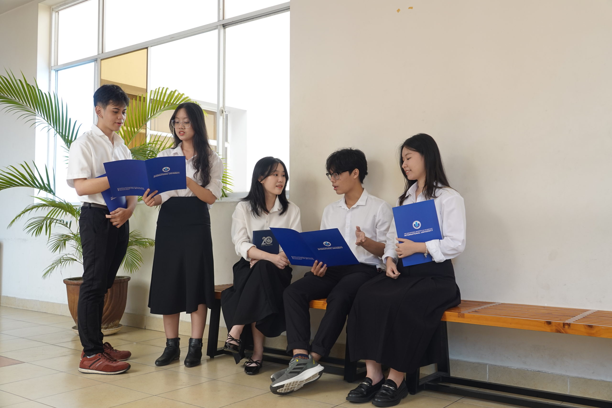 Điểm chuẩn xét tuyển Hm88g nổ hũ, bắn cá, casino, cá cược thể thao từ 23.44