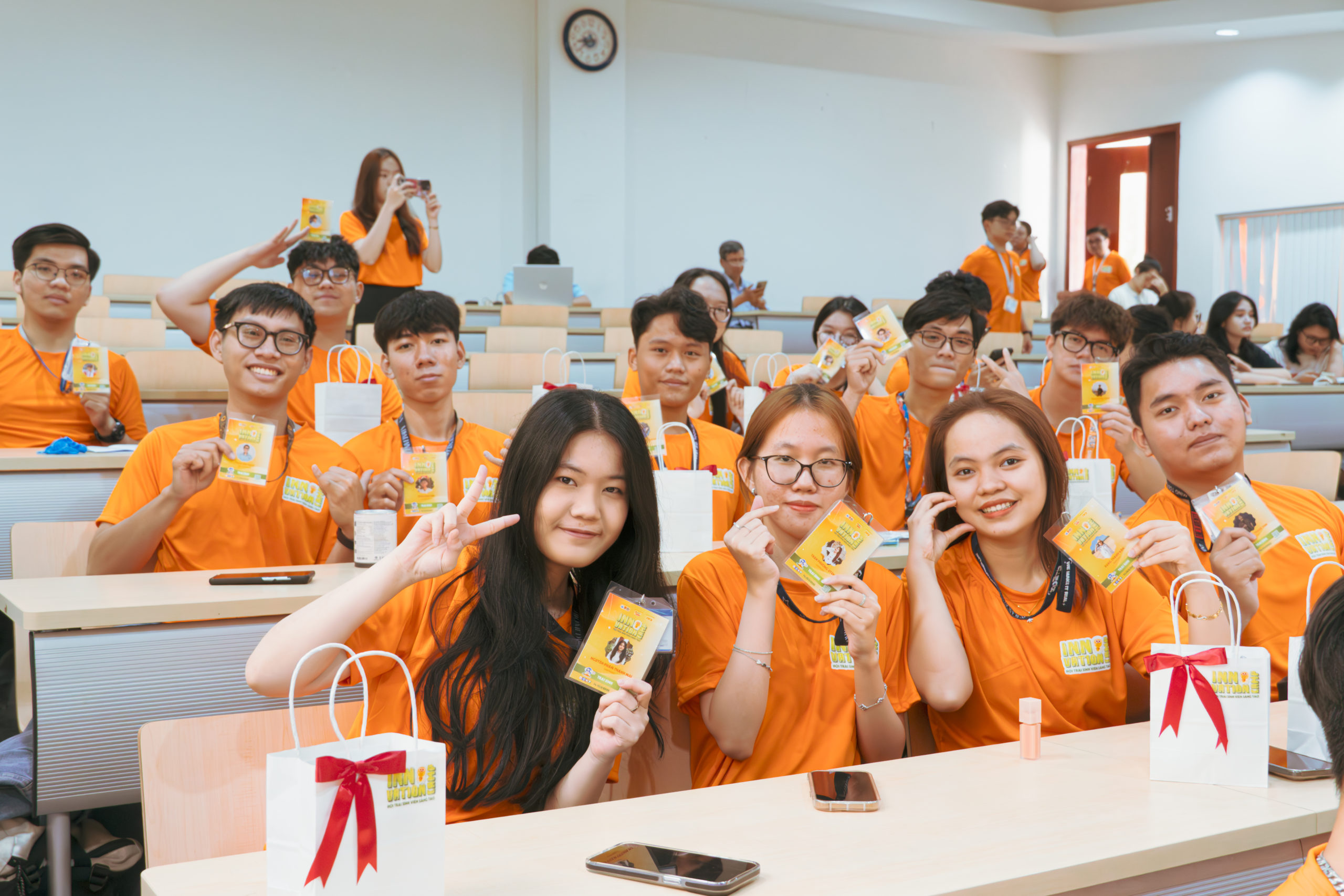 TRƯỜNG ĐH QUỐC TẾ TỔ CHỨC INNOVATION CAMP 2025 – HÀNH TRÌNH XÂY DỰNG Trang Chủ HM88 Hanoi XANH – HIỆN ĐẠI – SÁNG TẠO