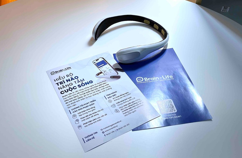 BRAIN-LIFE GIỚI THIỆU THIẾT BỊ ĐEO ĐẦU CHUẨN CHÂU ÂU HỖ TRỢ SỨC KHỎE TINH THẦN