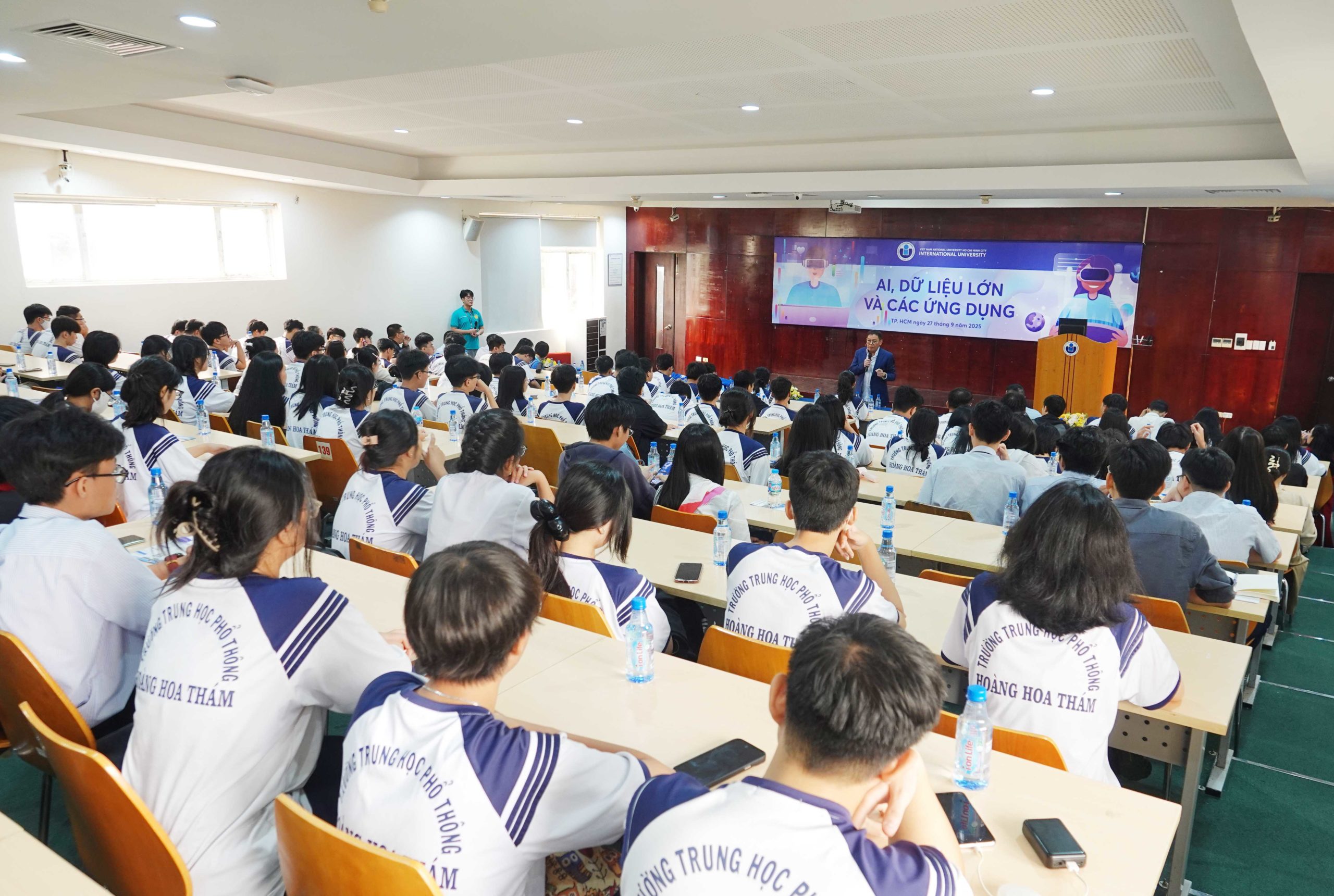 BÀI GIẢNG ĐẠI CHÚNG THÁNG 9: AI, DỮ LIỆU LỚN VÀ CÁC ỨNG DỤNG