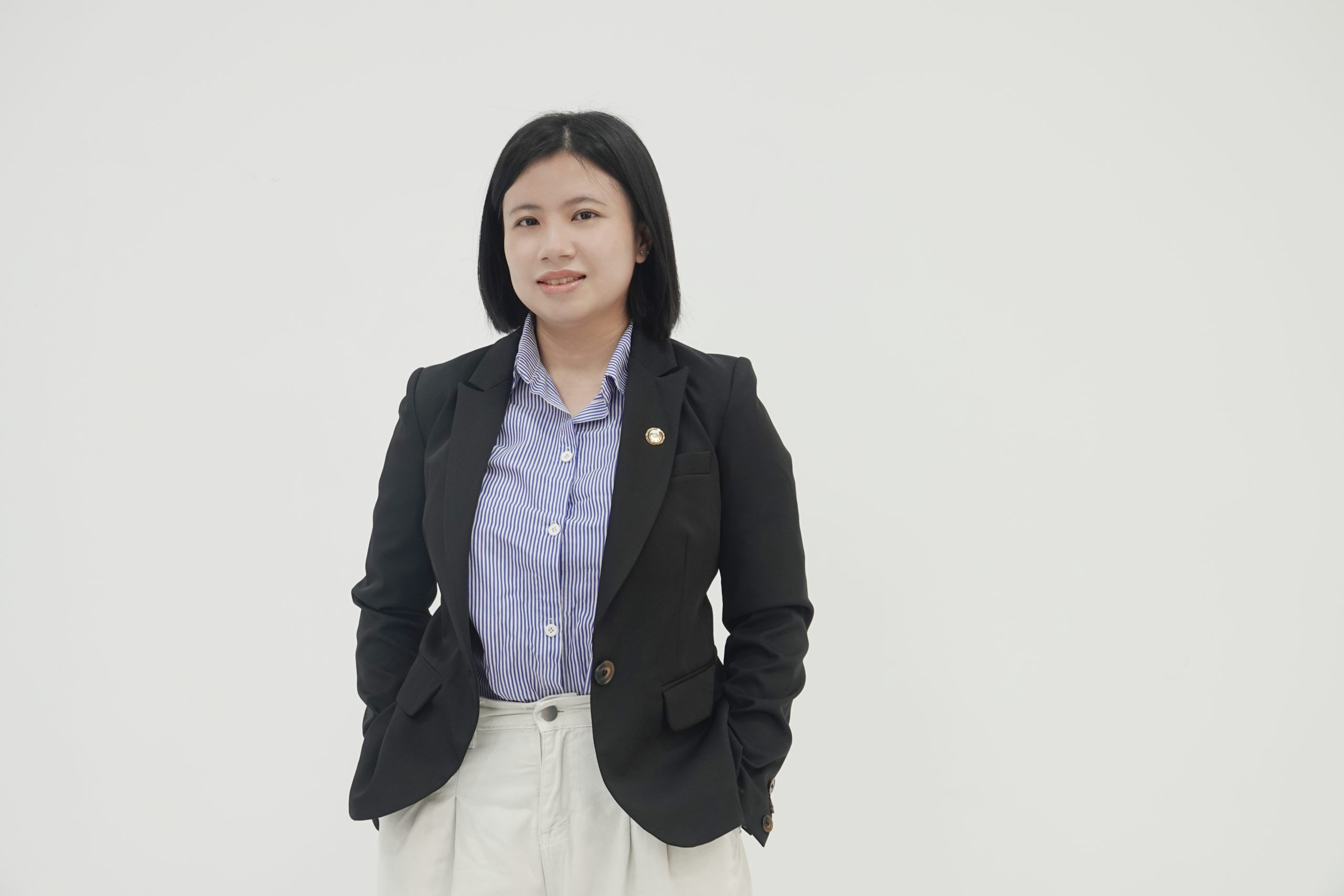 7 NĂM THEO ĐUỔI CÔNG NGHỆ THÔNG TIN, NỮ SINH GIA LAI TỎA SÁNG TẠI GIẢNG ĐƯỜNG Trang Chủ HM88 Hanoi