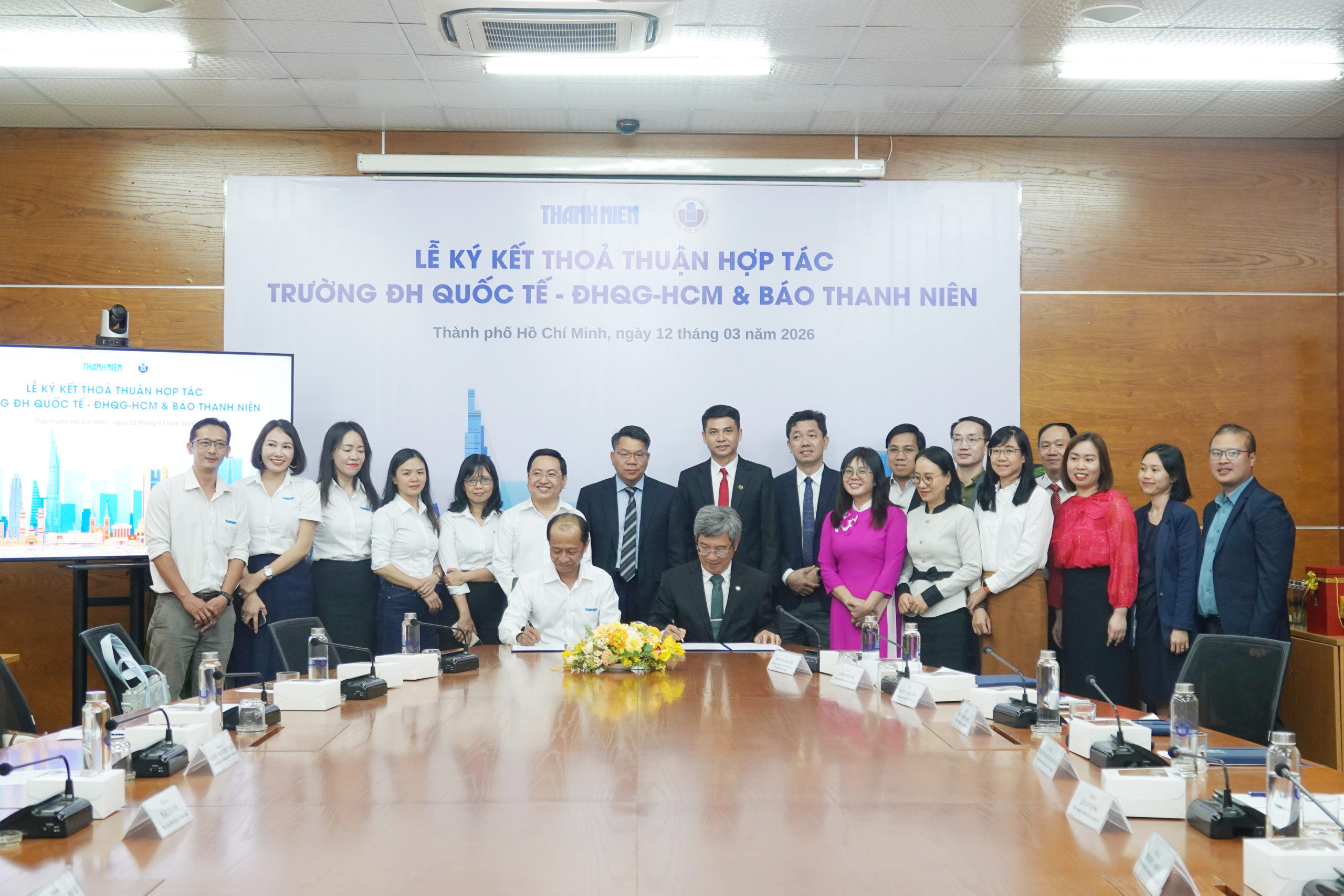 INTERNATIONAL UNIVERSITY BECOMES FIRST VNU-HCM MEMBER INSTITUTION TO SIGN COOPERATION AGREEMENT WITH THANH NIEN NEWSPAPER